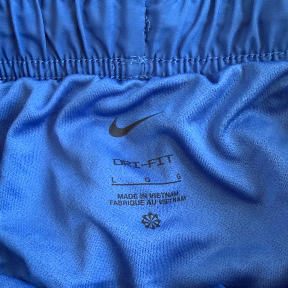 Nike Women's Royal Blue and White Athletic Shorts - University of Kentucky - Picture 4 of 6
